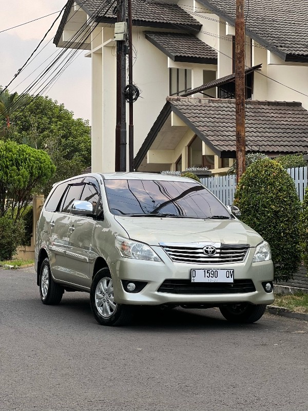 2012 Toyota Innova