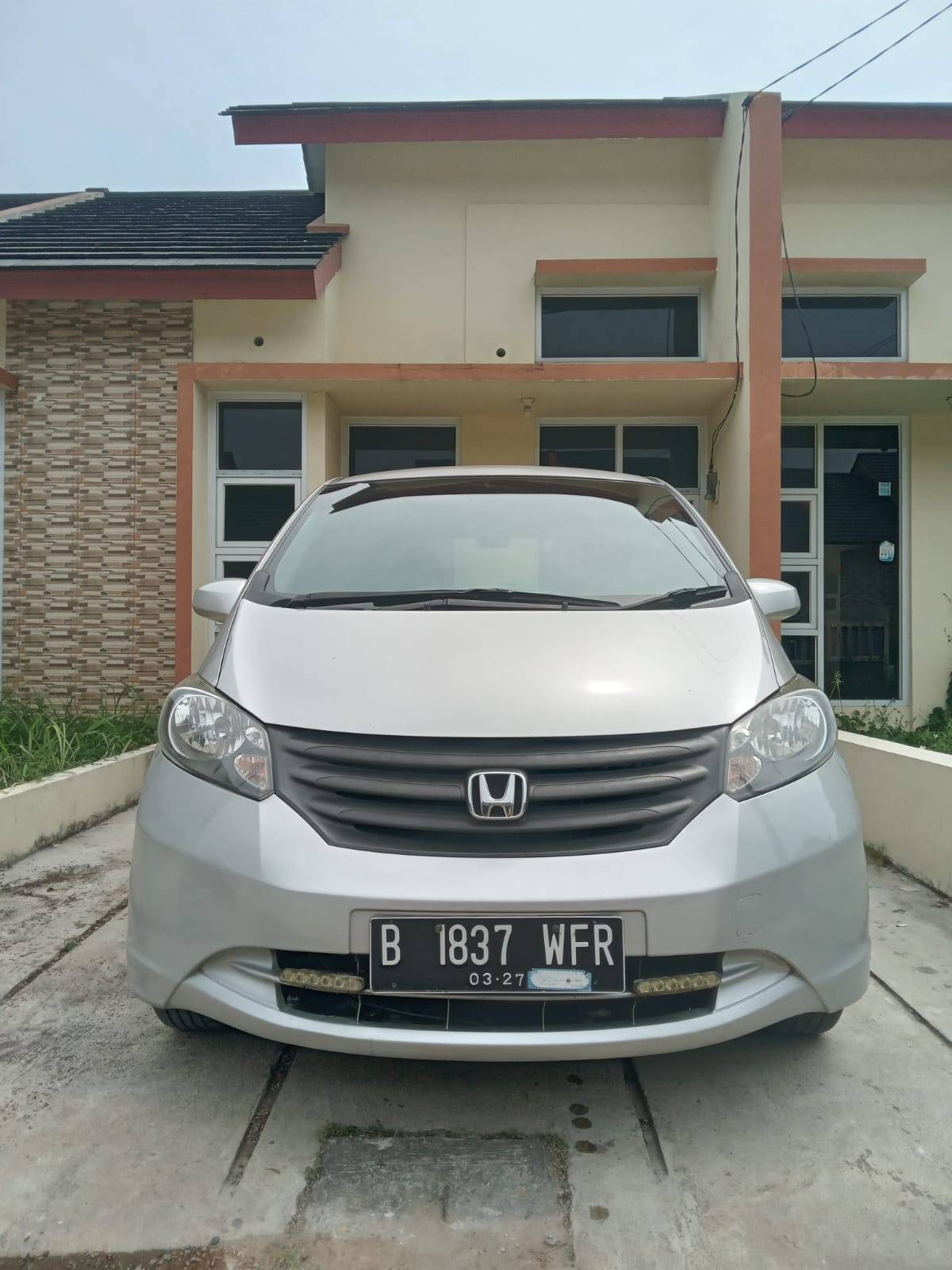 Second Hand 2012 Honda Freed Second Hand 2012 Honda Freed