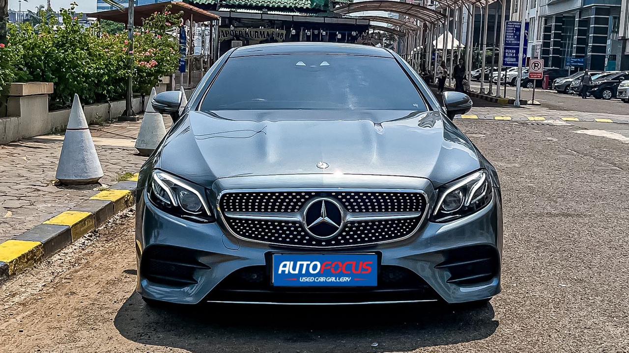 2017 Mercedes Benz E-Class 2017 Mercedes Benz E-Class