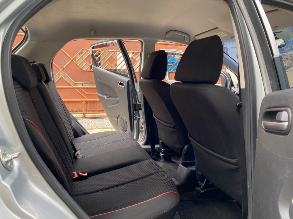 2012 Mazda 2 Hatchback 2012 Mazda 2 Hatchback