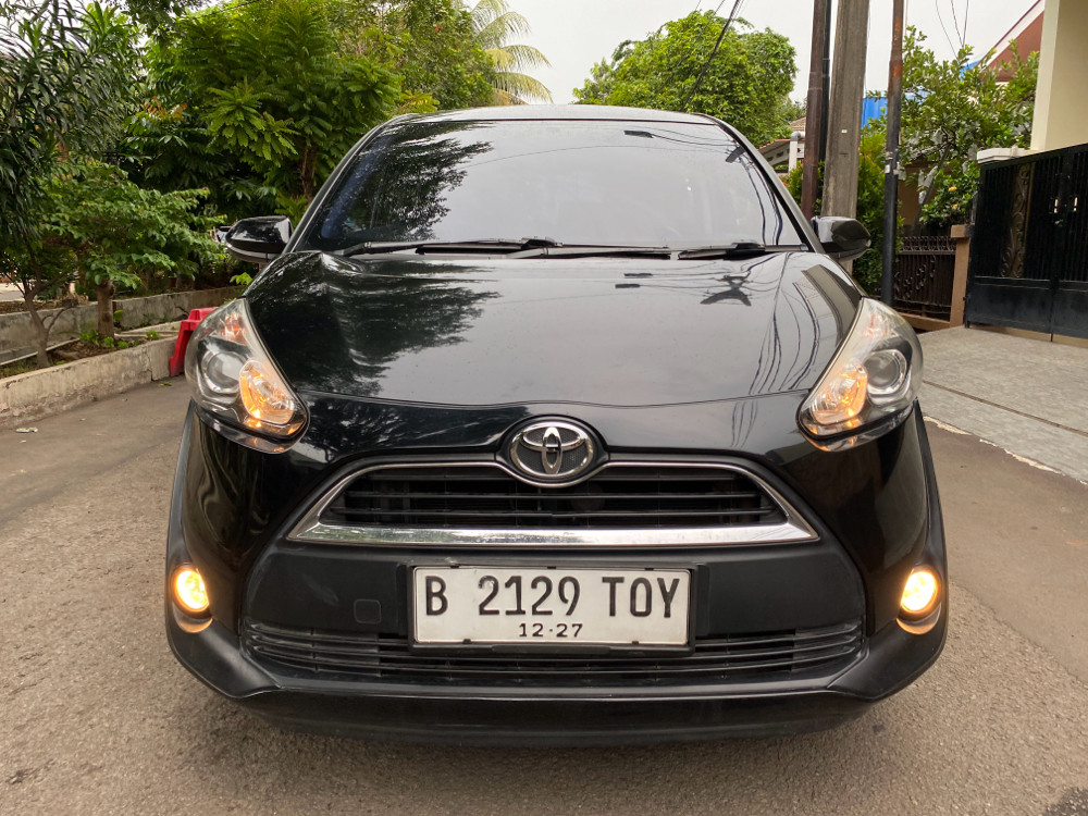 2017 Toyota Sienta 2017 Toyota Sienta