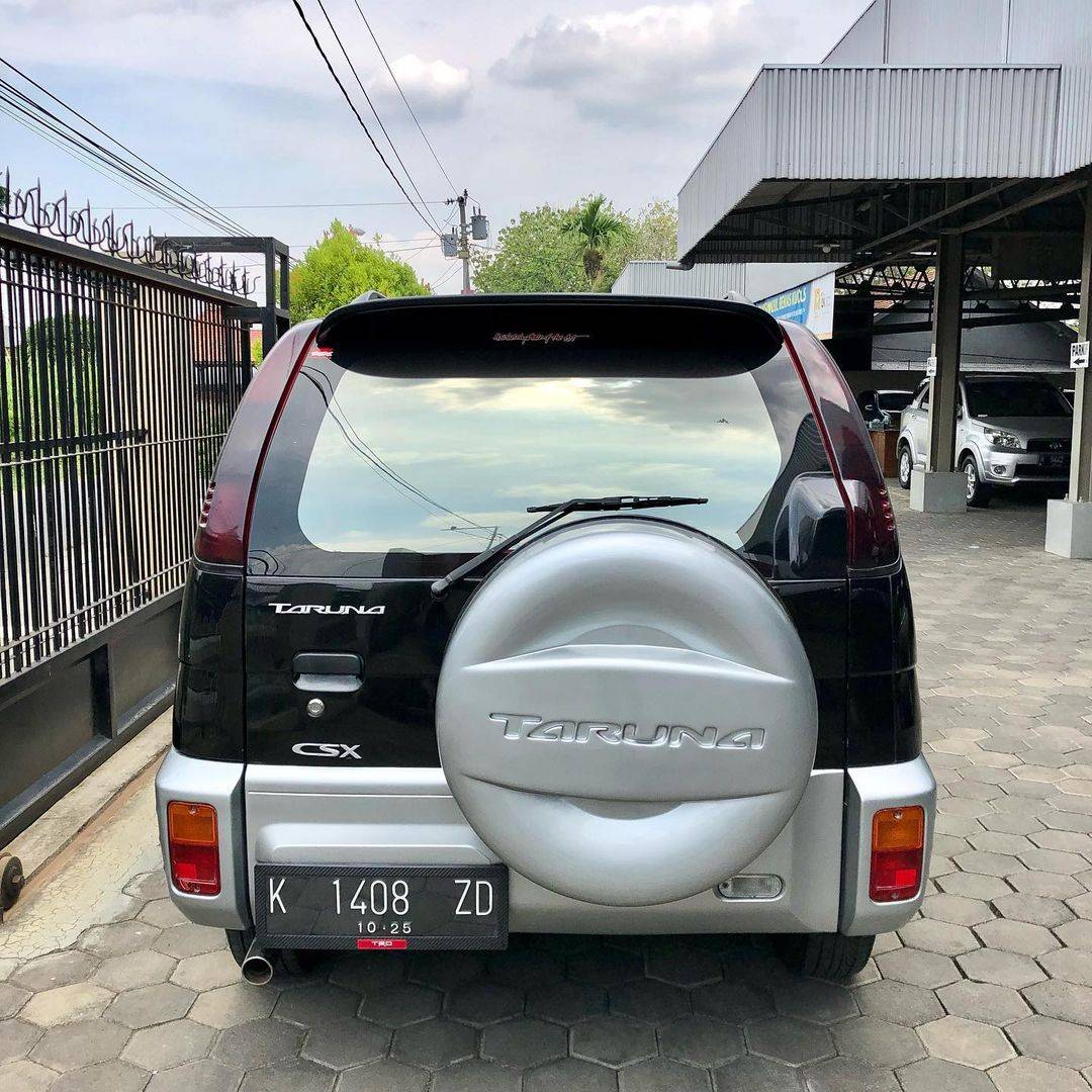 2001 Daihatsu Taruna 2001 Daihatsu Taruna