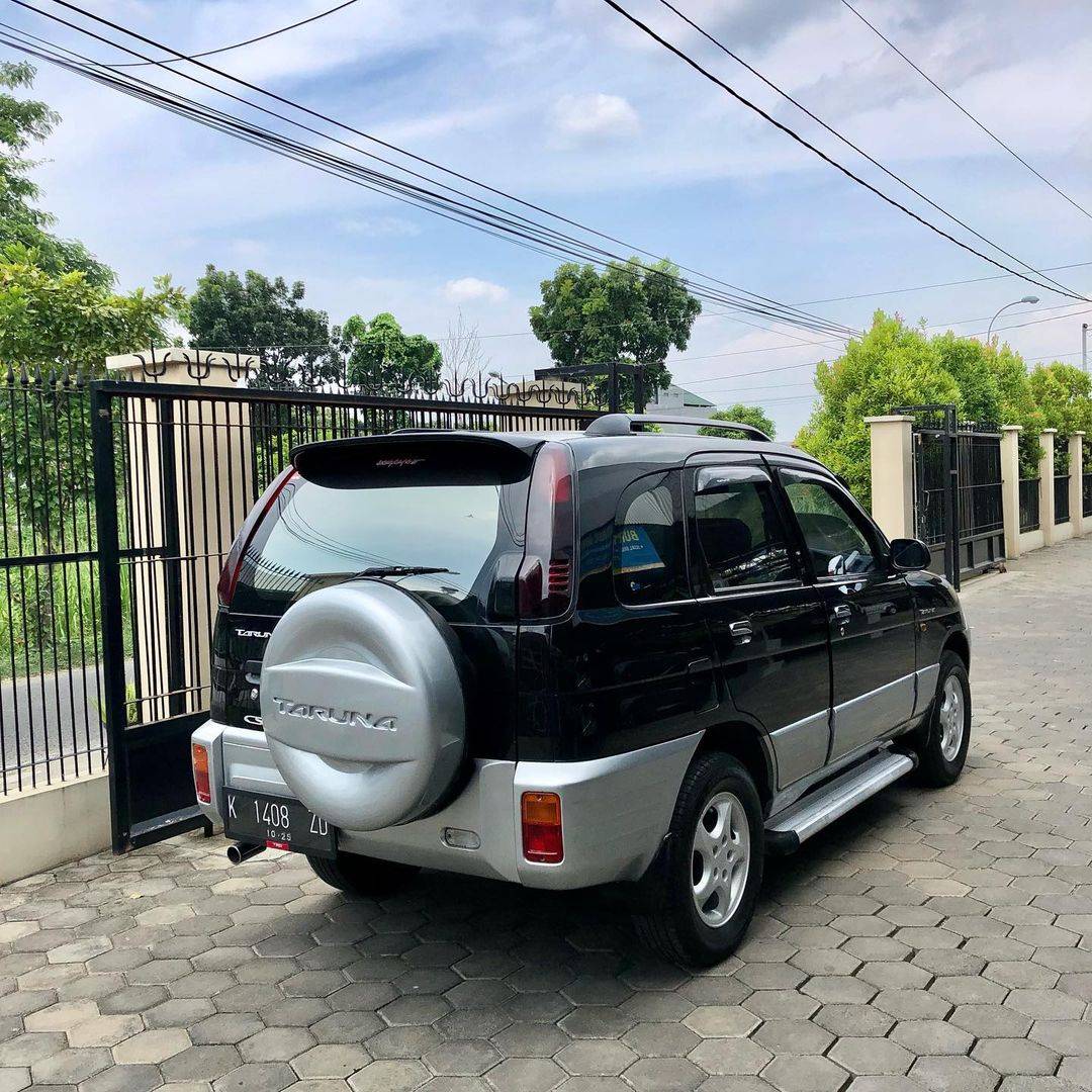 2001 Daihatsu Taruna 2001 Daihatsu Taruna