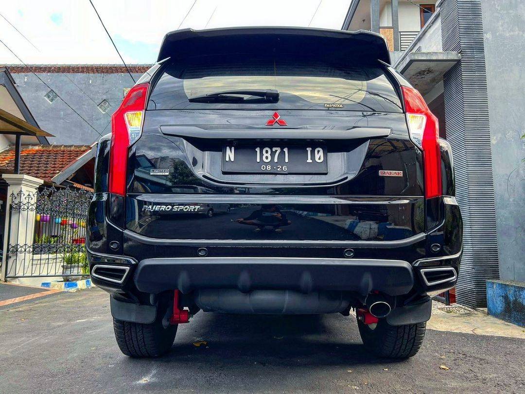 2017 Mitsubishi Pajero Sport 2017 Mitsubishi Pajero Sport