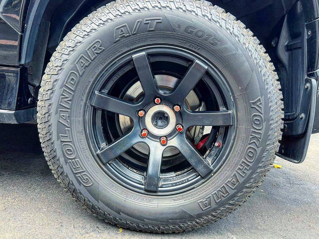 2017 Mitsubishi Pajero Sport 2017 Mitsubishi Pajero Sport