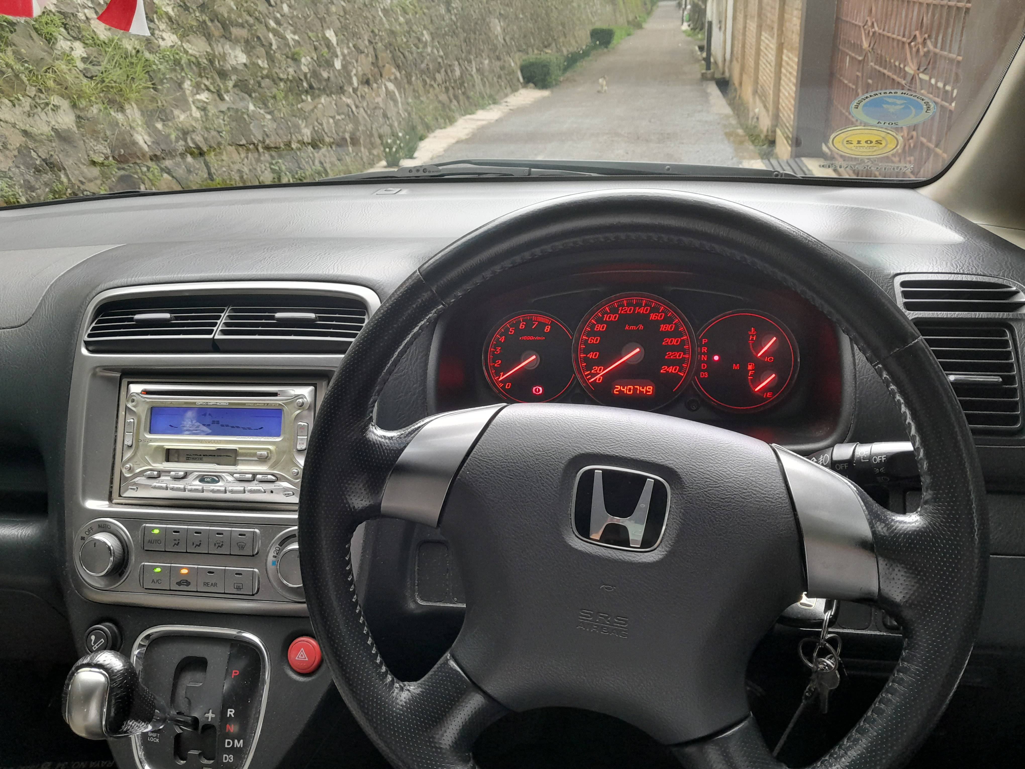 2005 Honda Stream 2005 Honda Stream