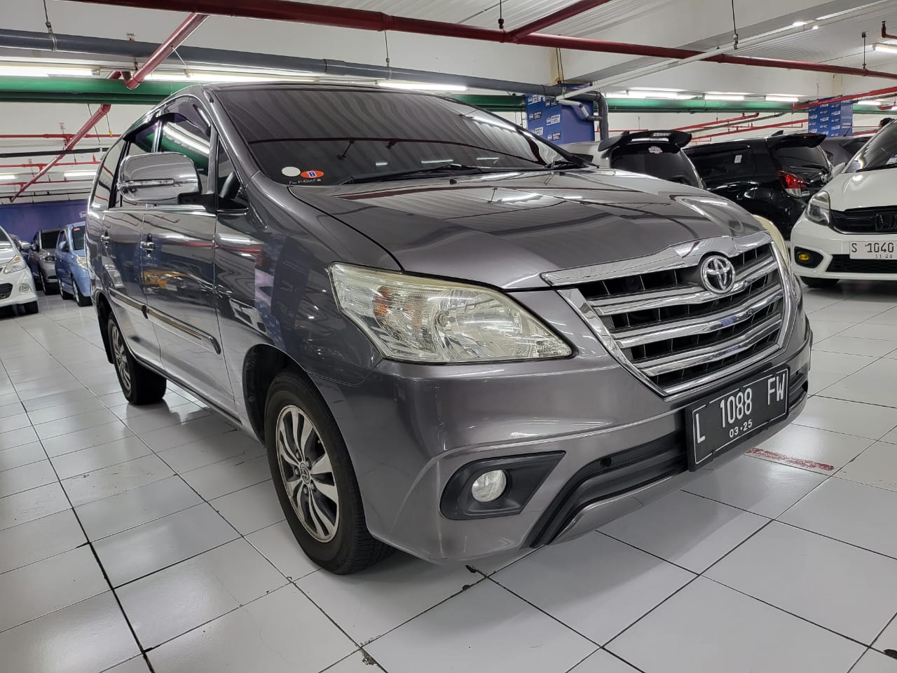 Second Hand 2015 Toyota Innova Second Hand 2015 Toyota Innova