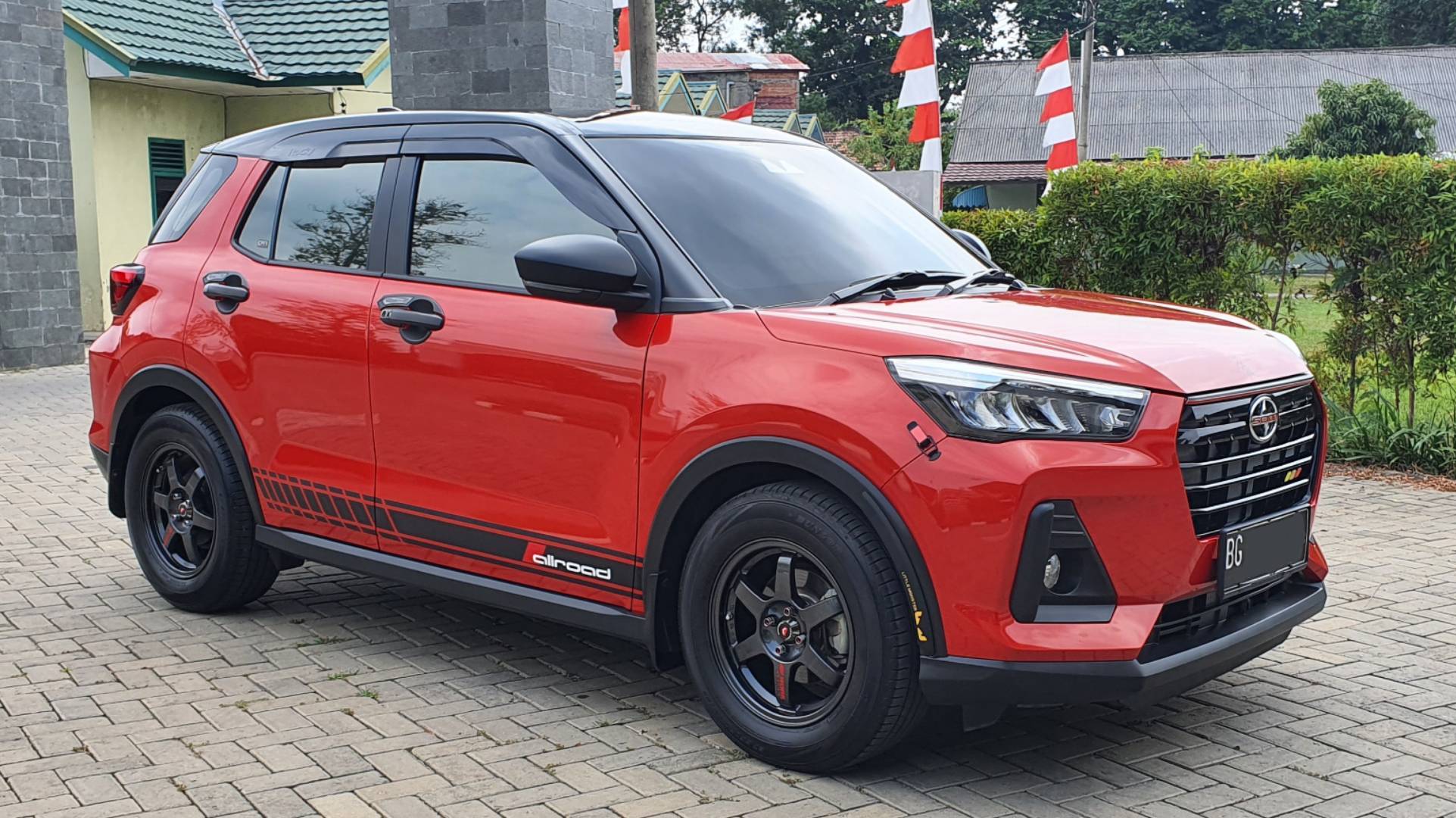 Harga Otr Daihatsu Rocky Simulasi Kredit Cicilan Oto