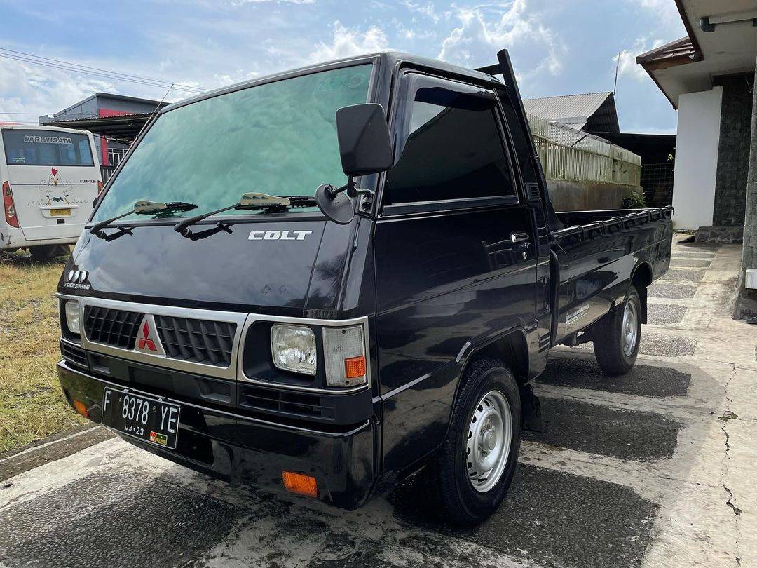 2018 Mitsubishi L300 2018 Mitsubishi L300