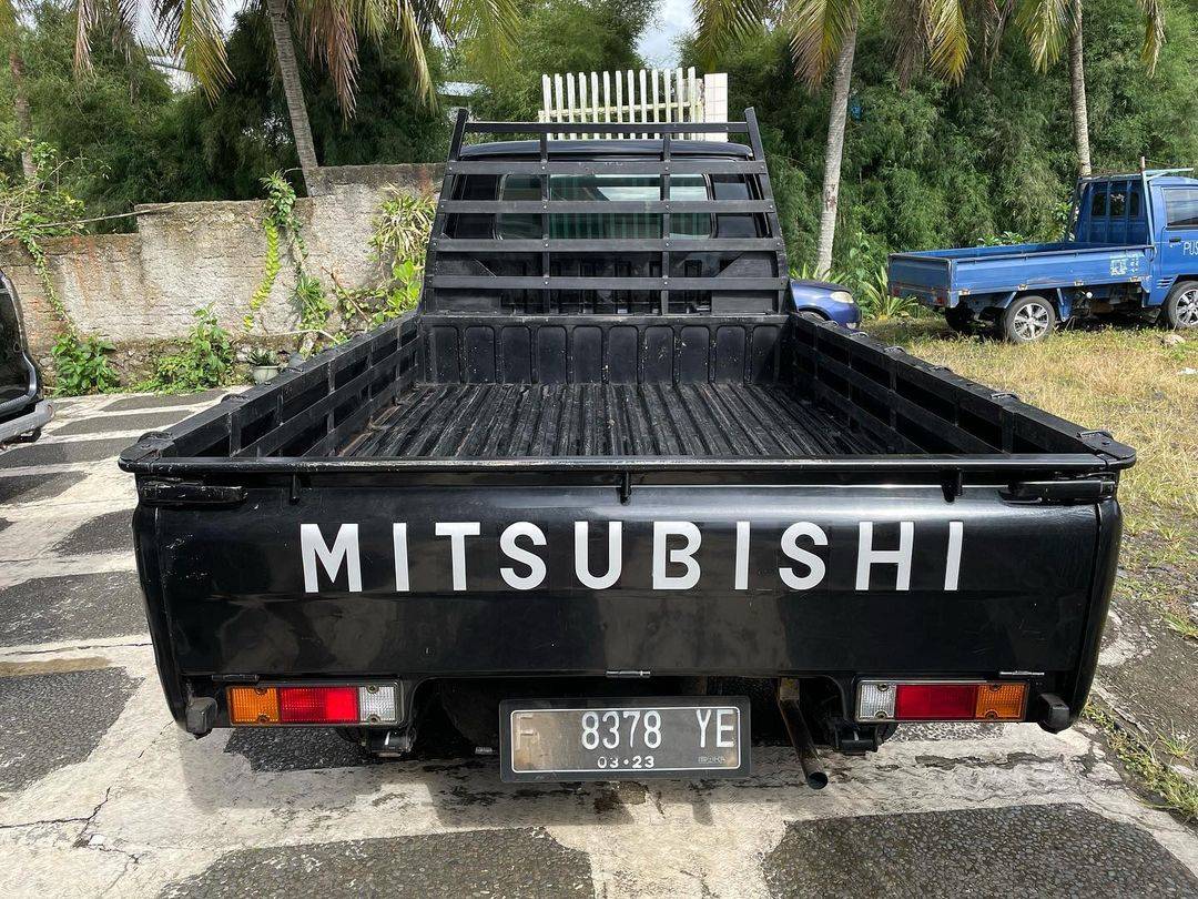 2018 Mitsubishi L300 2018 Mitsubishi L300