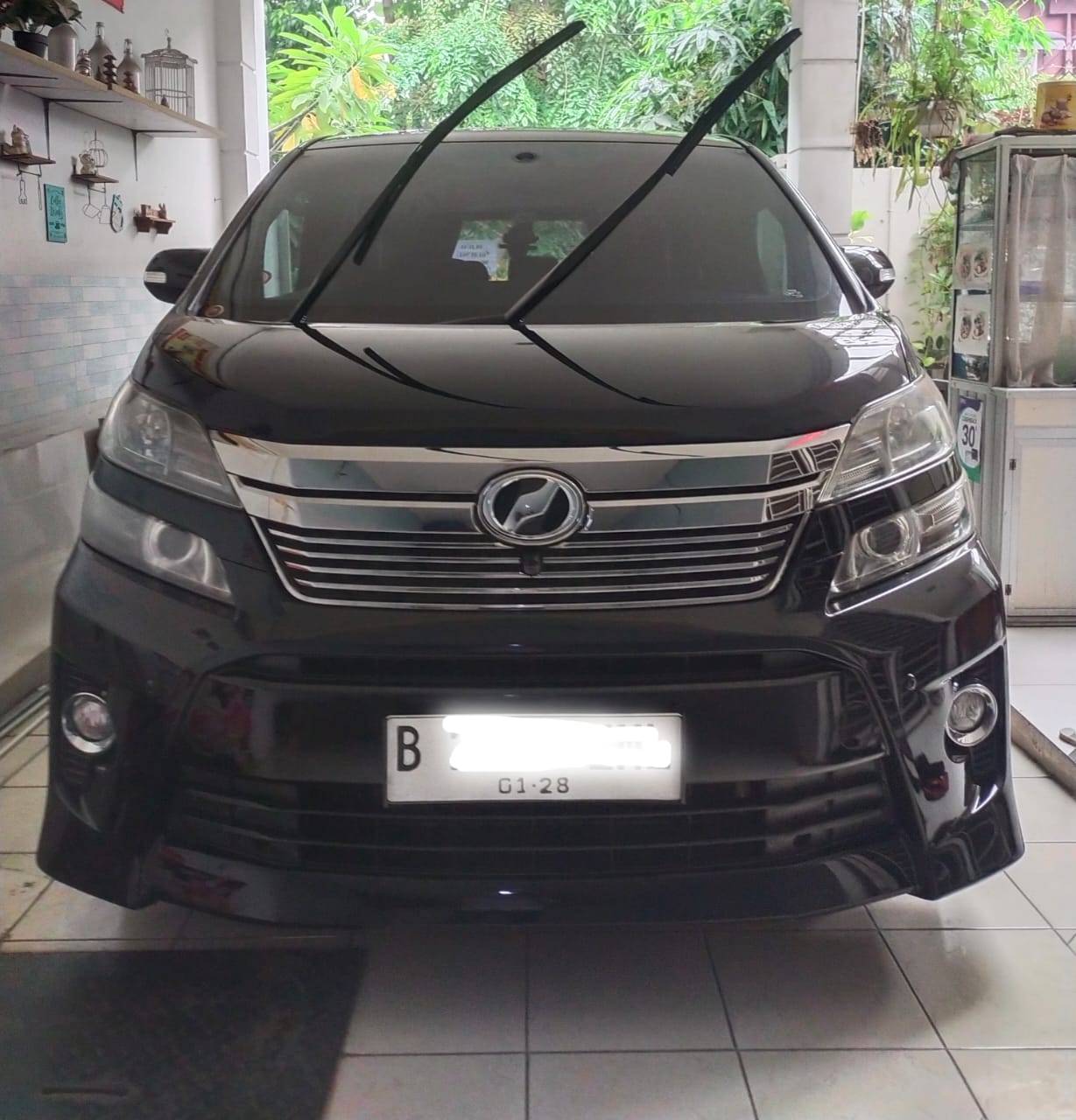 2012 Toyota Vellfire Bekas 2012 Toyota Vellfire Bekas