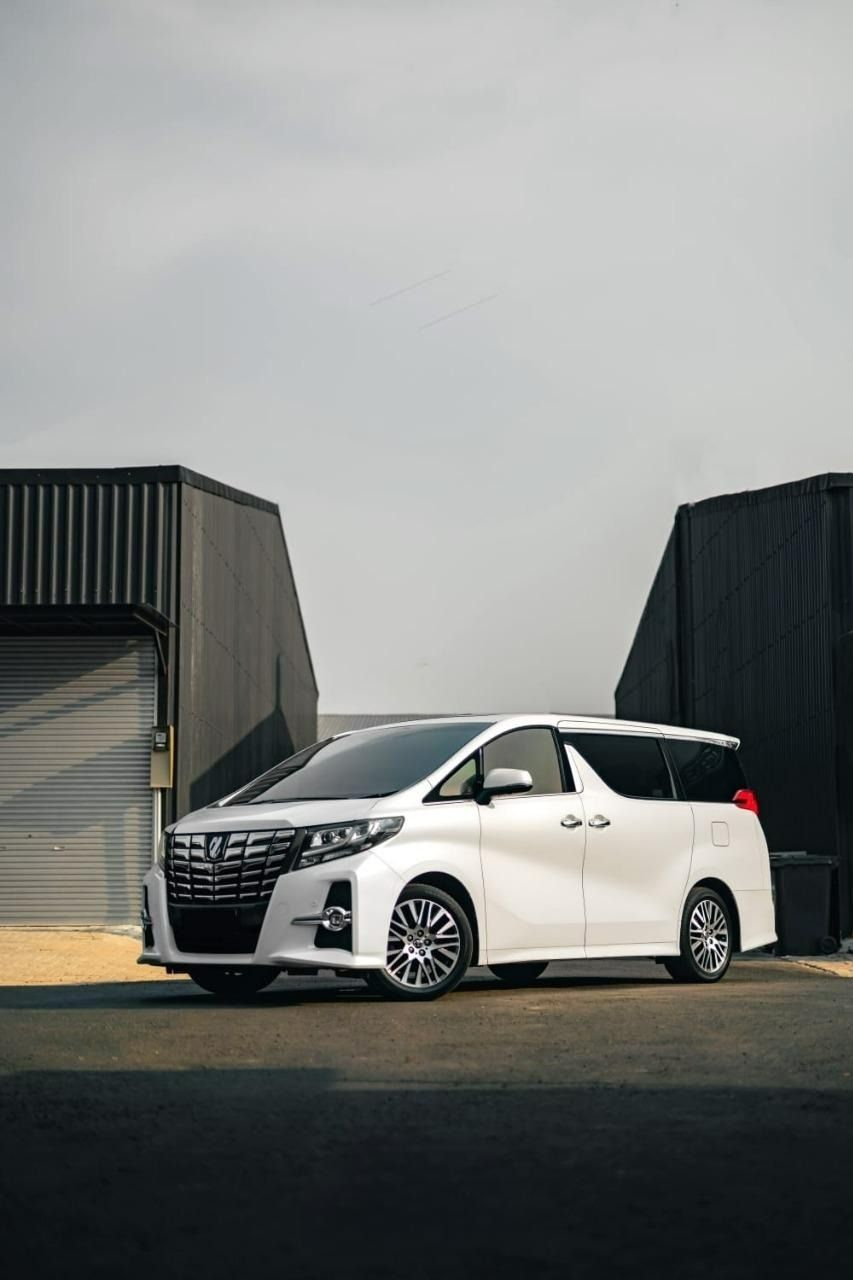 2015 Toyota Alphard