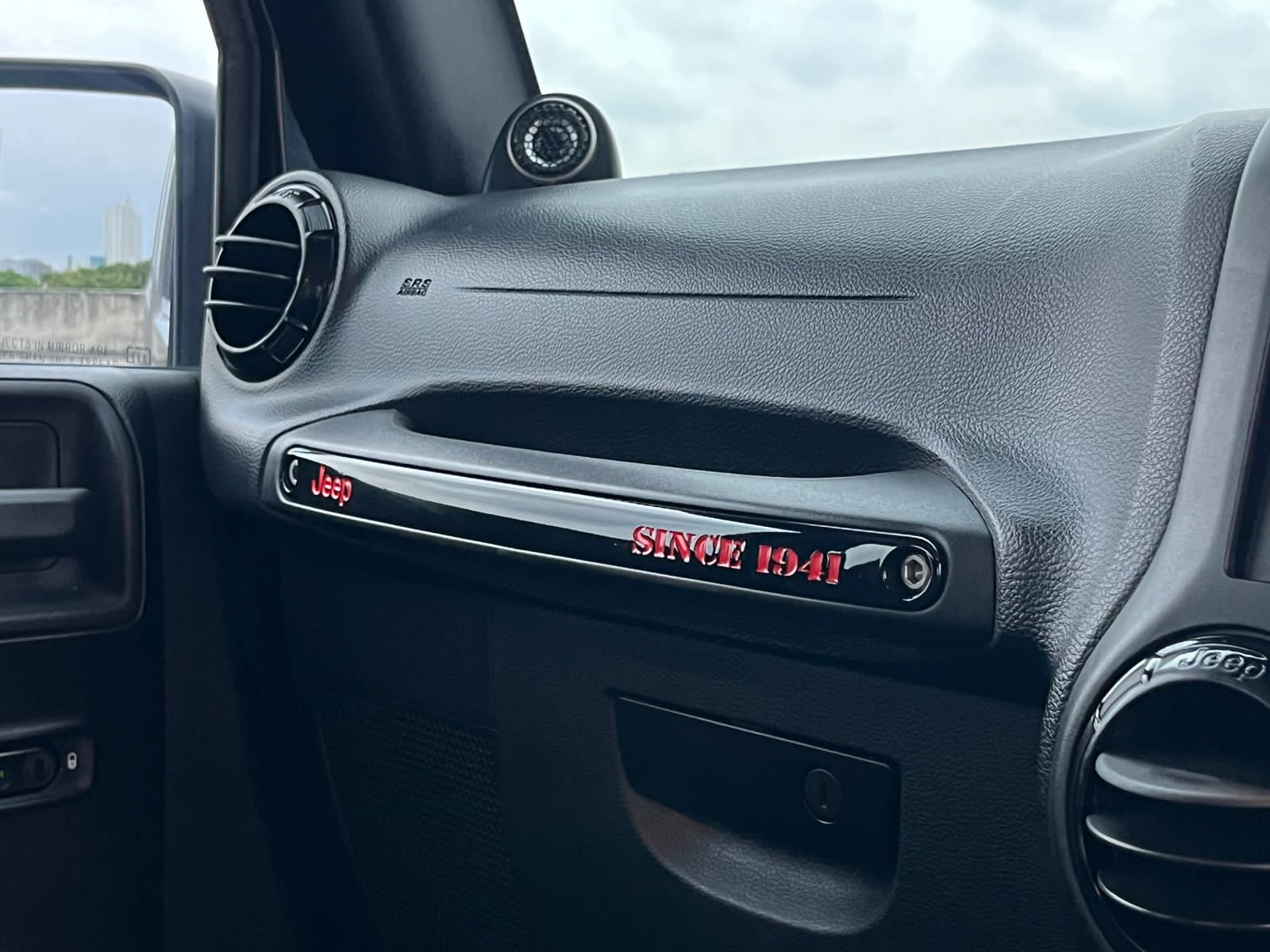 2013 Jeep Wrangler  Sport 2-Door 2013 Jeep Wrangler  Sport 2-Door