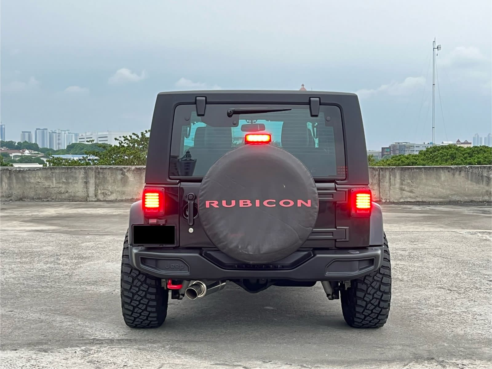 2013 Jeep Wrangler  Sport 2-Door 2013 Jeep Wrangler  Sport 2-Door