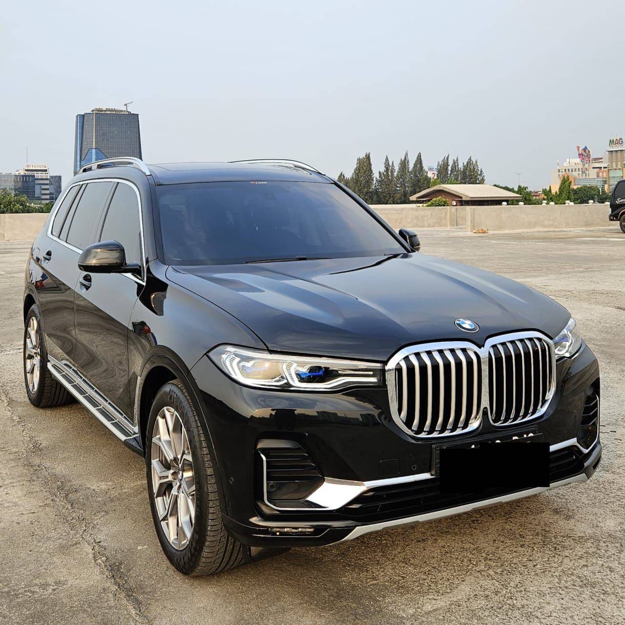 Used BMW X7