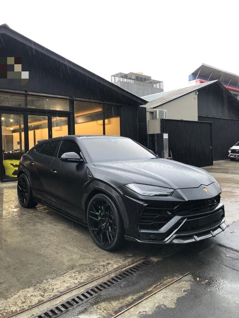 2022 Lamborghini Urus SE 2022 Lamborghini Urus SE