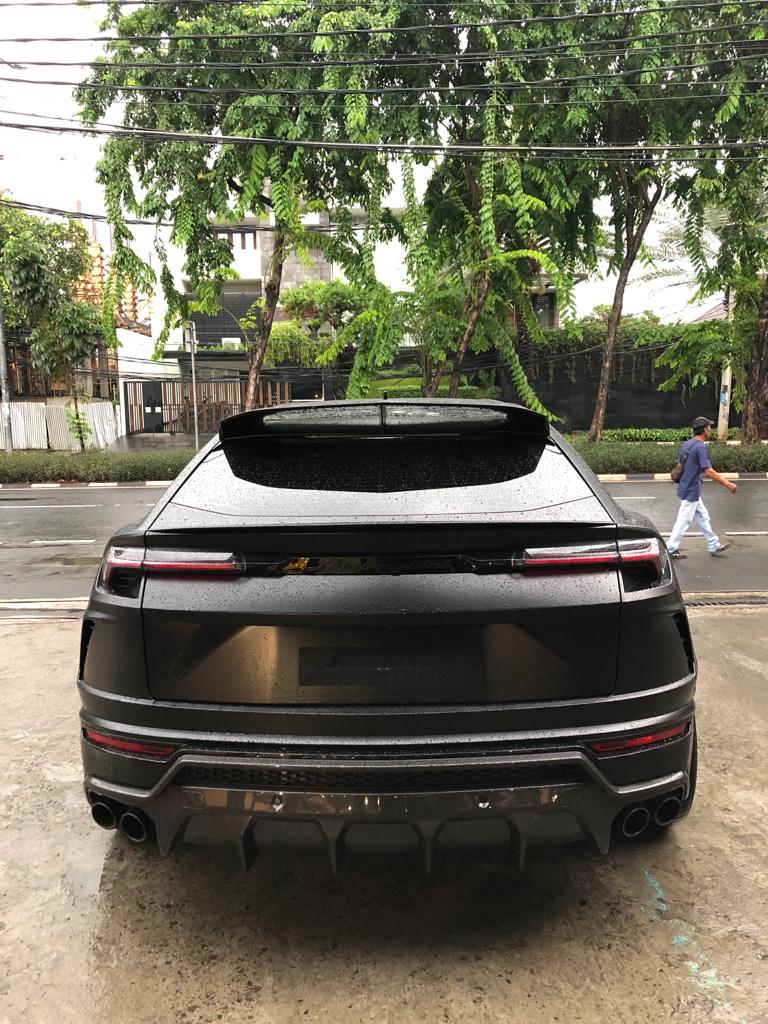 2022 Lamborghini Urus SE 2022 Lamborghini Urus SE