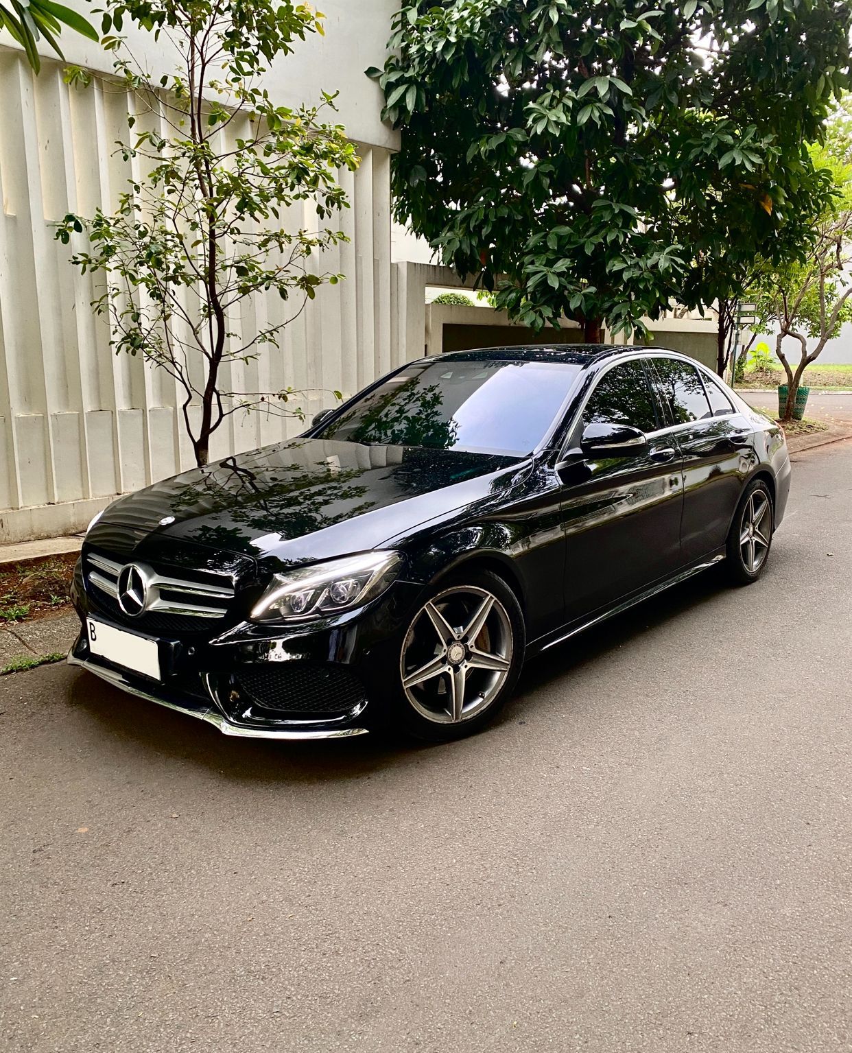 Second Hand 2014 Mercedes Benz C-Class  C250 Second Hand 2014 Mercedes Benz C-Class  C250