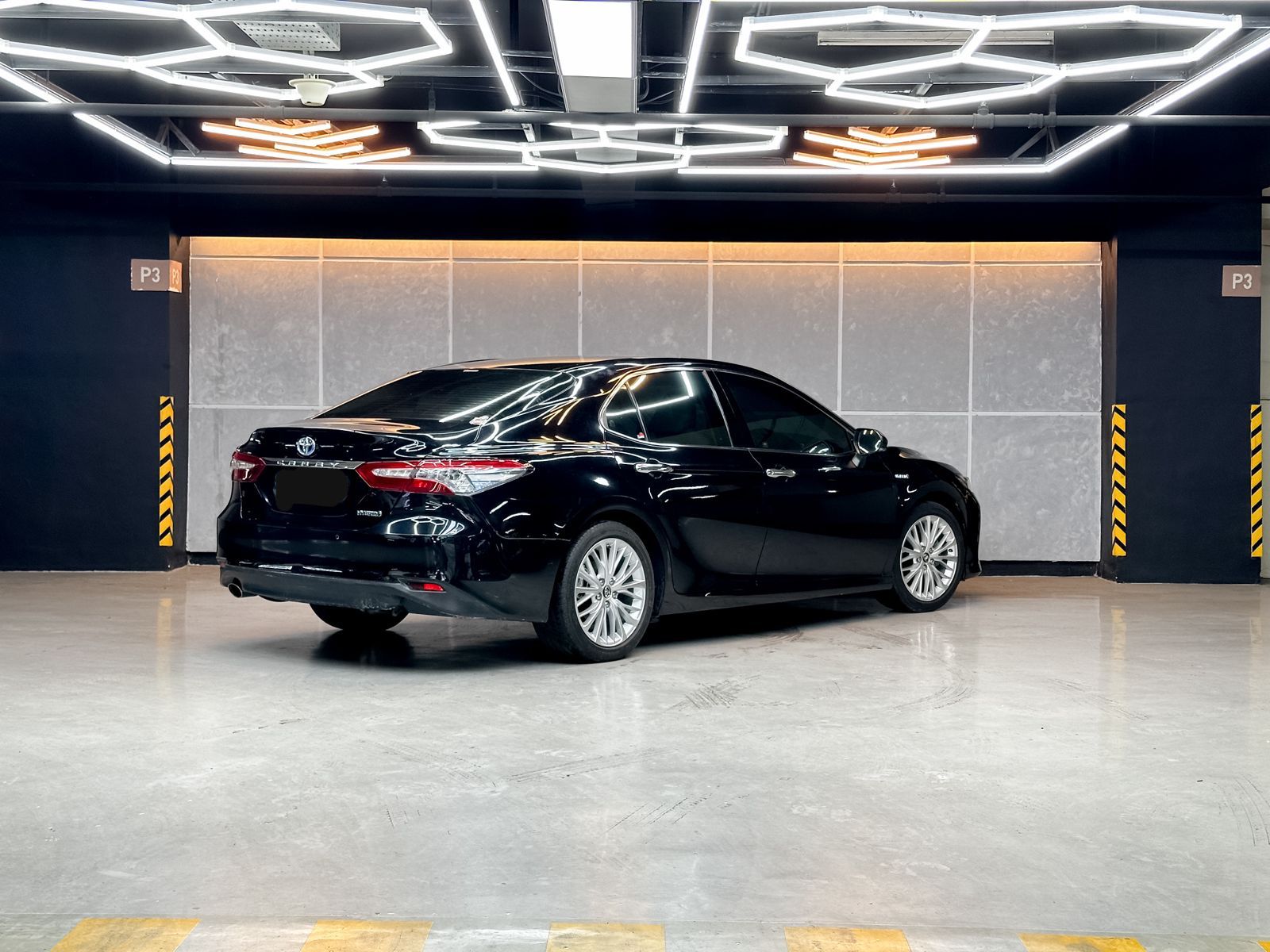 2019 Toyota Camry Hybrid 2.5 HV 2019 Toyota Camry Hybrid 2.5 HV