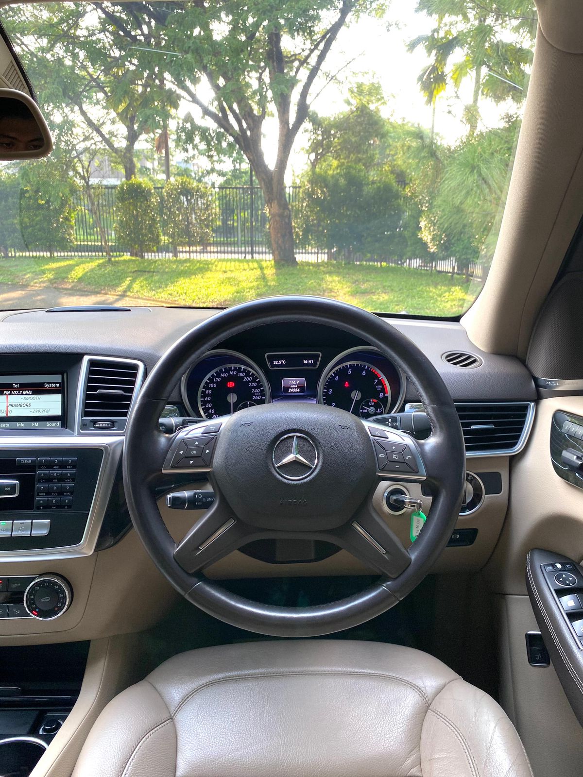 2016 Mercedes Benz ML-Class ML 400 2016 Mercedes Benz ML-Class ML 400