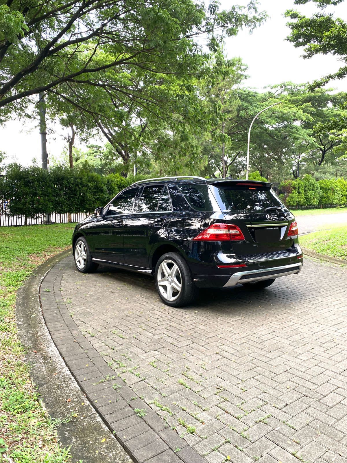 2016 Mercedes Benz ML-Class ML 400 2016 Mercedes Benz ML-Class ML 400