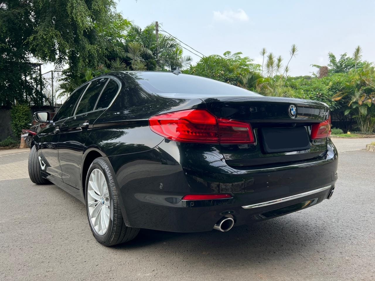 2018 BMW 5 Series Sedan  530i Luxury 2018 BMW 5 Series Sedan  530i Luxury