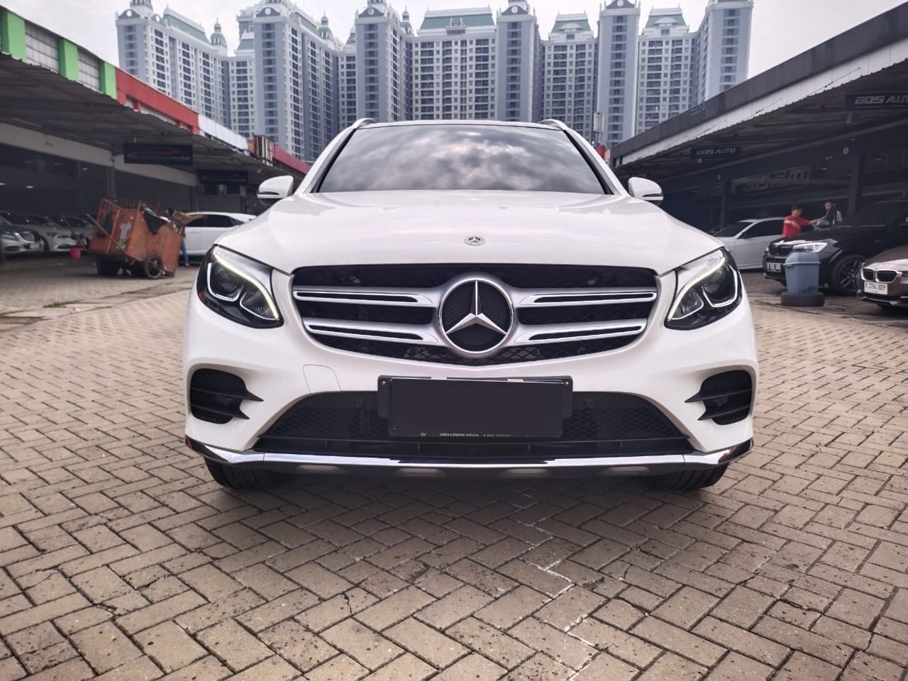 2019 Mercedes Benz GLC-Class 200 AMG Line 2019 Mercedes Benz GLC-Class 200 AMG Line