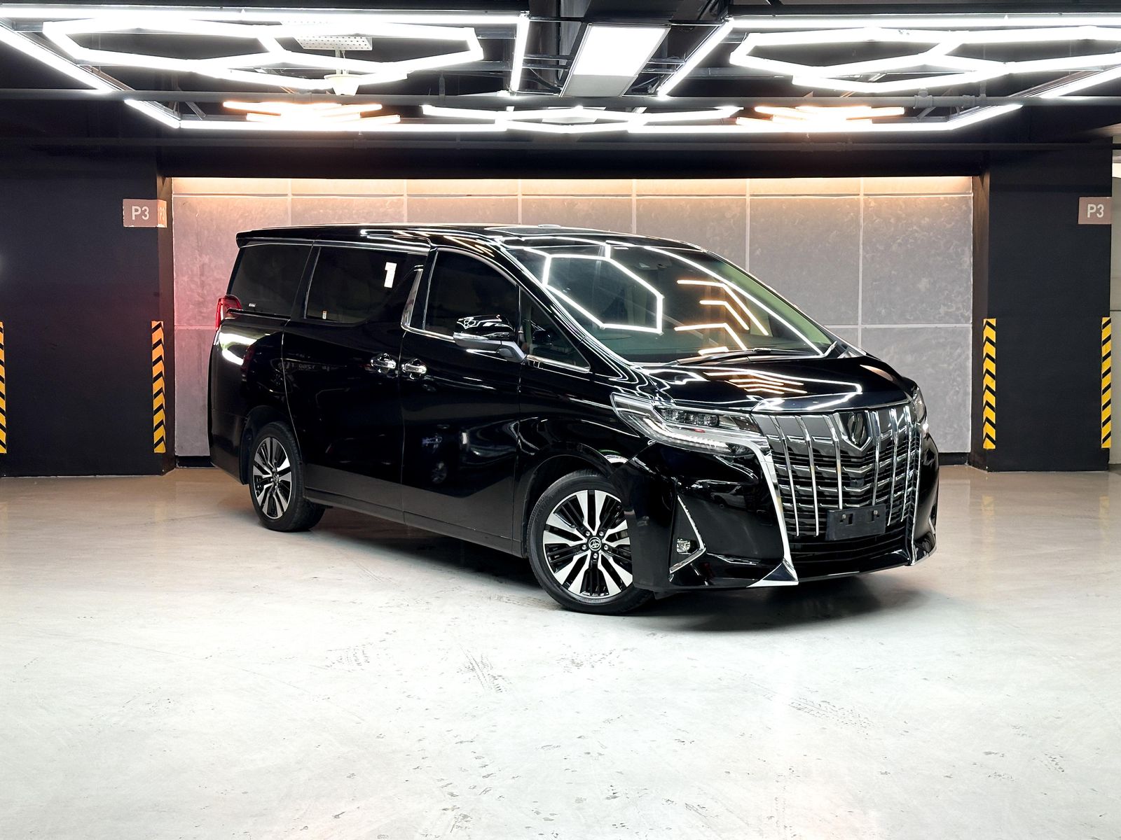 2022 Toyota Alphard  2.5 G A/T 2022 Toyota Alphard  2.5 G A/T