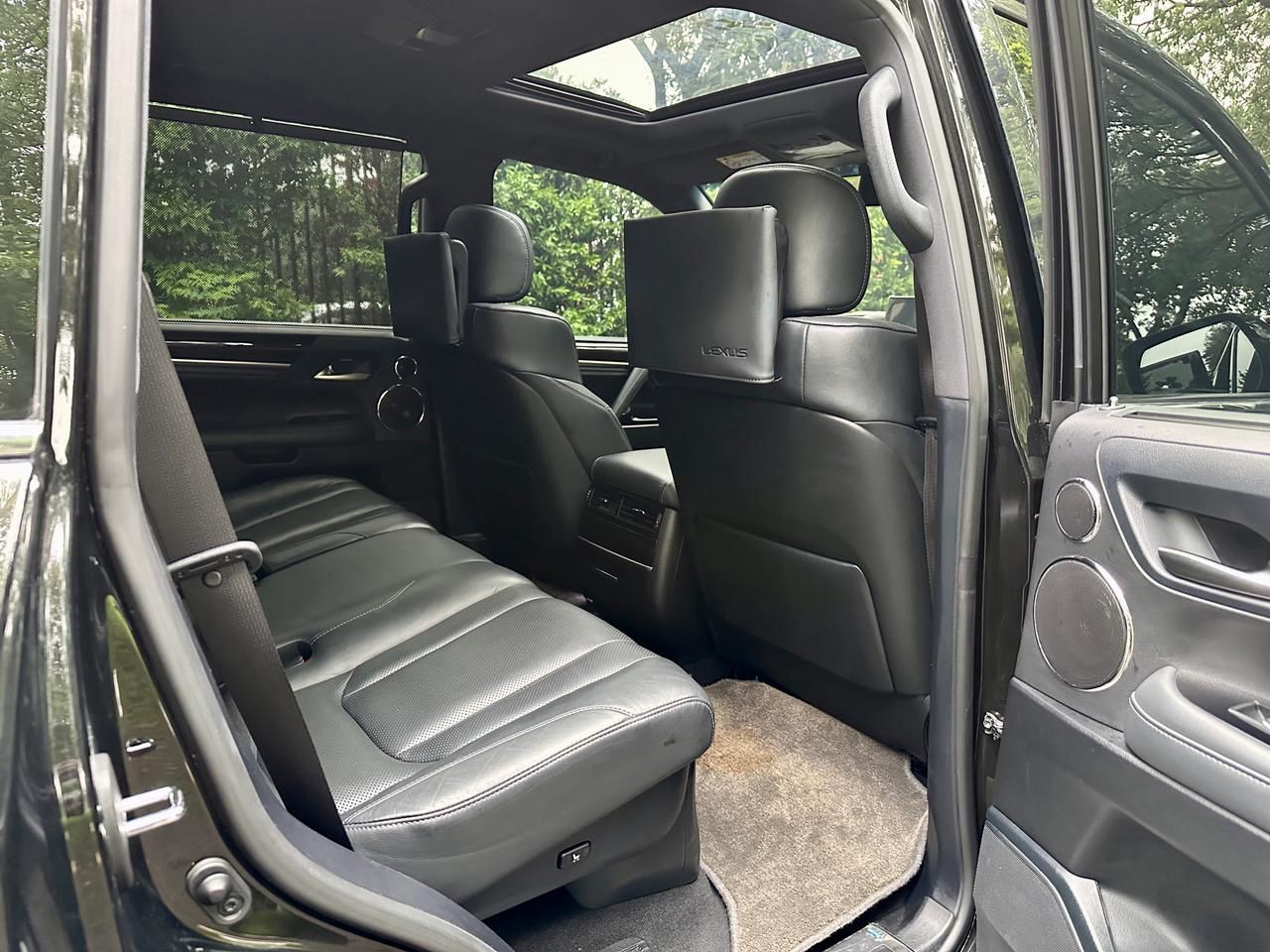 2019 Lexus LX 570 5.7 AT 2019 Lexus LX 570 5.7 AT