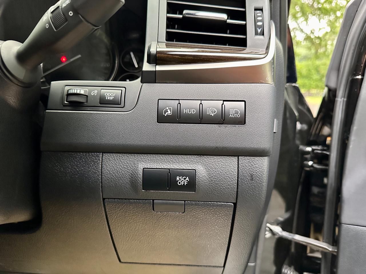 2019 Lexus LX 570 5.7 AT 2019 Lexus LX 570 5.7 AT