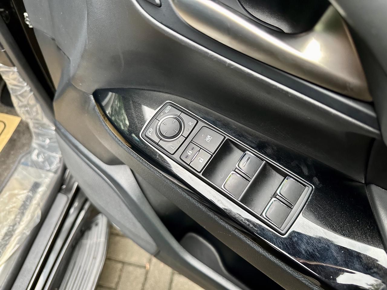 2019 Lexus LX 570 5.7 AT 2019 Lexus LX 570 5.7 AT