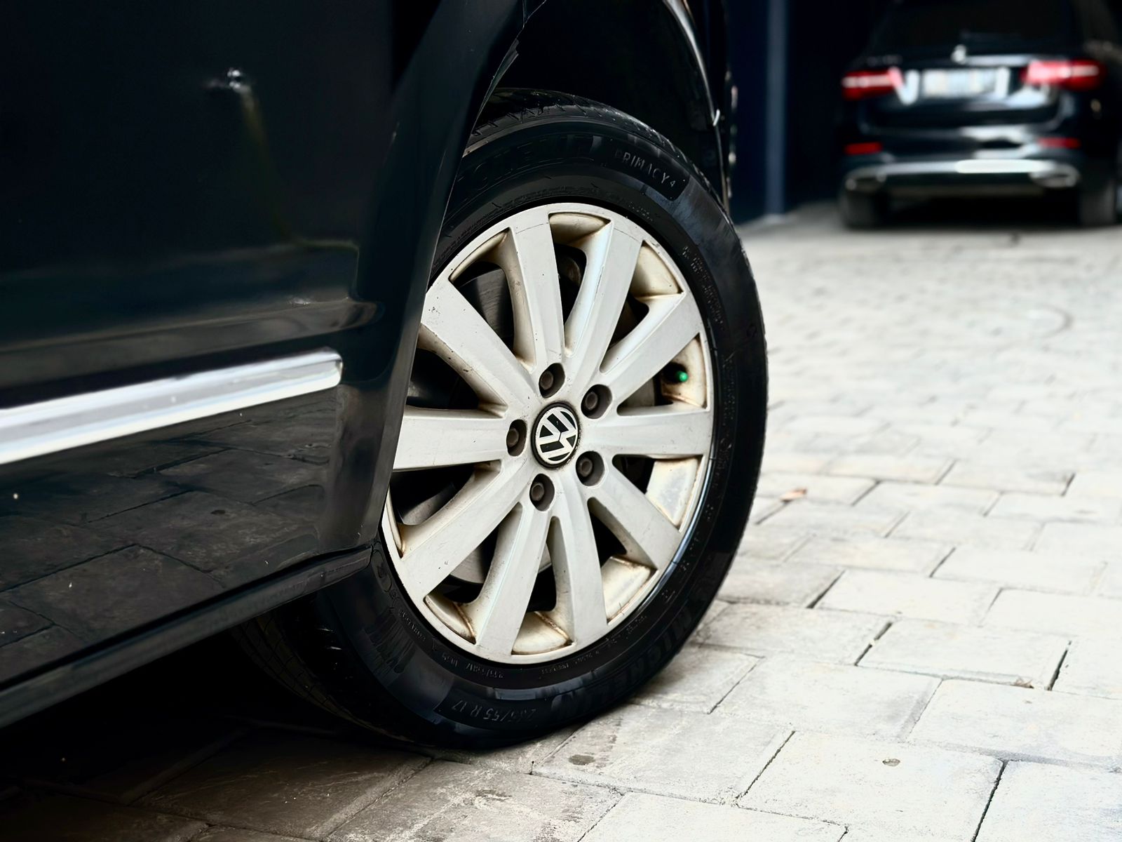 2010 Volkswagen Caravelle 2.0L TDI 2010 Volkswagen Caravelle 2.0L TDI