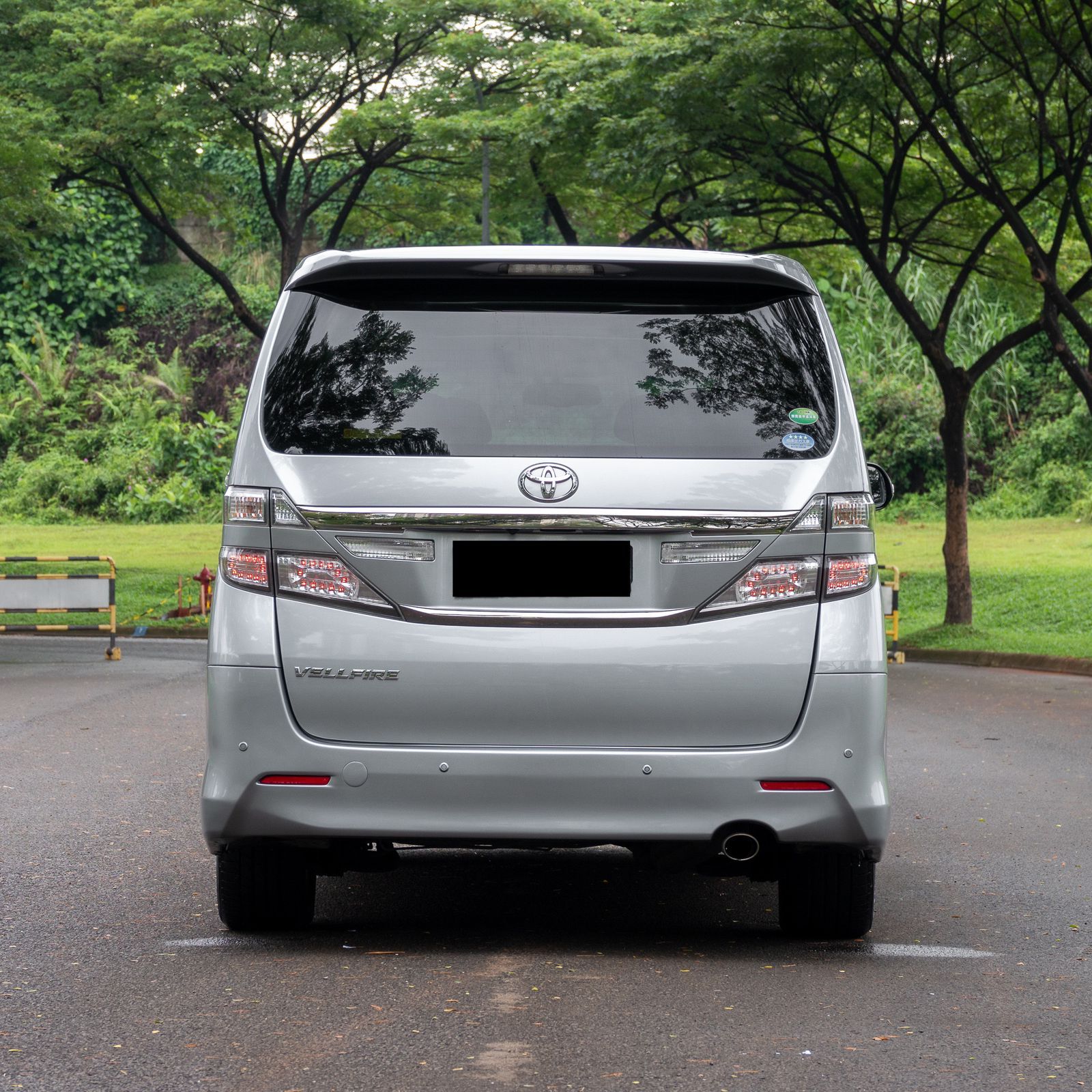 2013 Toyota Vellfire  2.4 ZG AT AUDIOLESS 2013 Toyota Vellfire  2.4 ZG AT AUDIOLESS