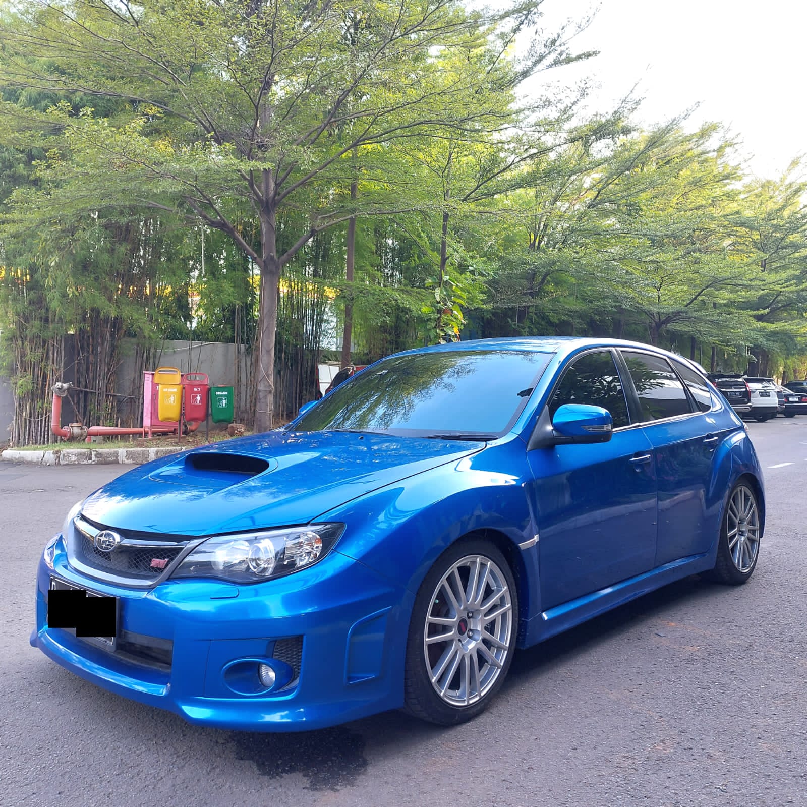 Second Hand 2013 Subaru Impreza WRX STI 2.5 M/T Second Hand 2013 Subaru Impreza WRX STI 2.5 M/T