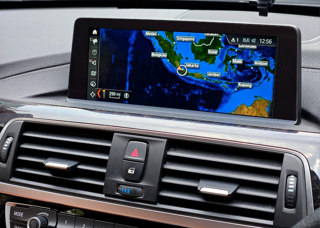 2018 BMW 3 Series Gran Turismo 320i LUXURY 2018 BMW 3 Series Gran Turismo 320i LUXURY