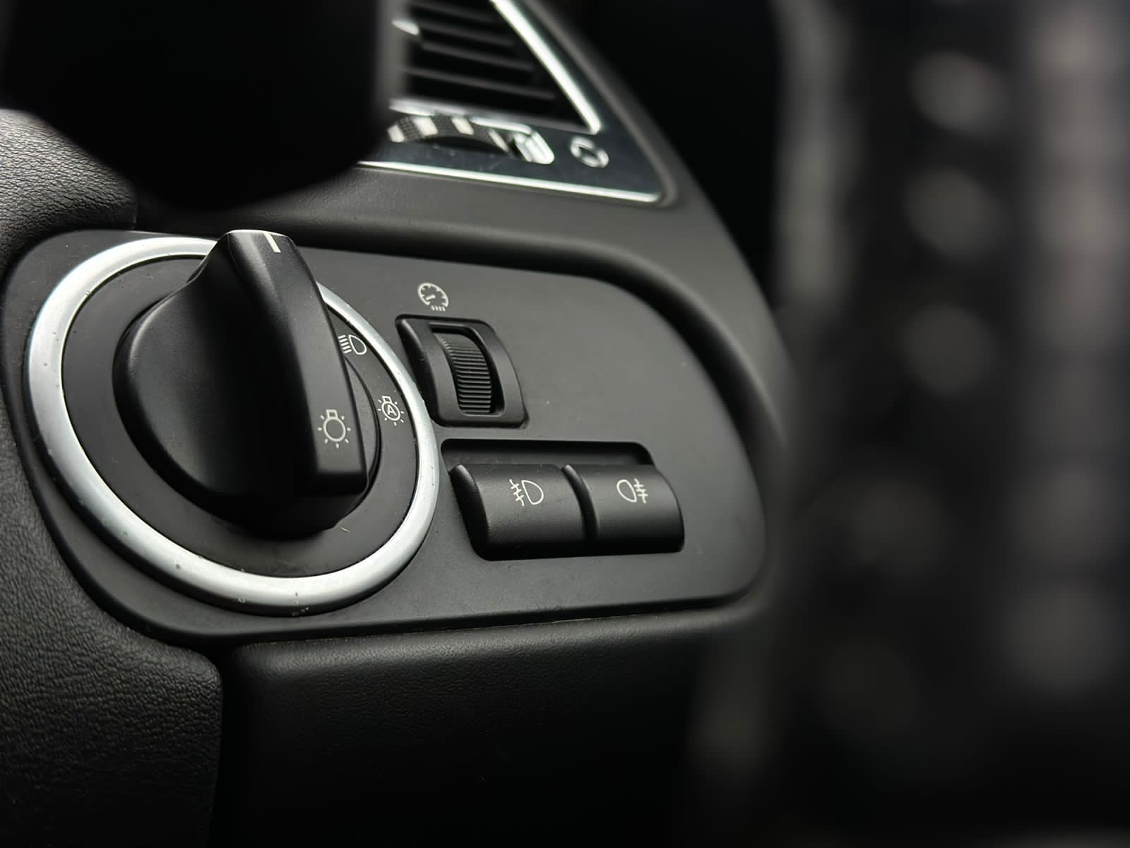 2010 Land Rover Range Rover Sport  5.0 L V8 2010 Land Rover Range Rover Sport  5.0 L V8