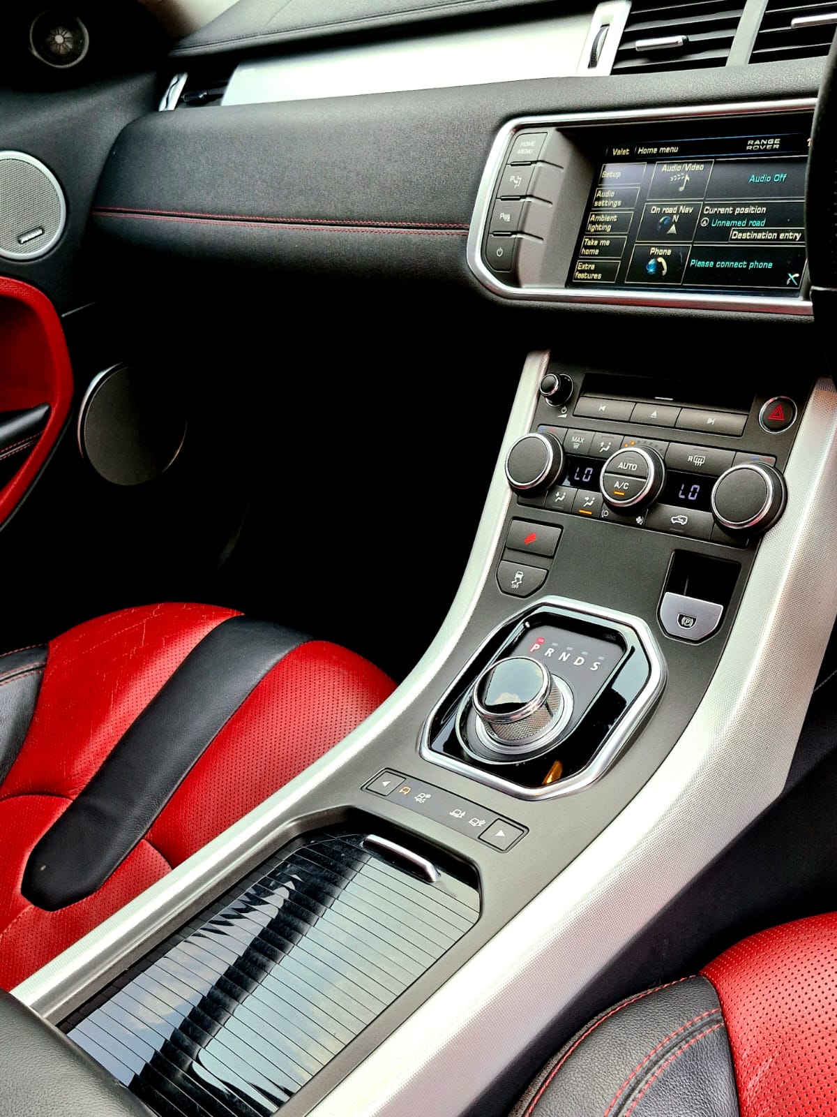 2013 Land Rover Range Rover Evoque HSE Dynamic Si4 Petrol 9-Speed Automatic 240PS 2013 Land Rover Range Rover Evoque HSE Dynamic Si4 Petrol 9-Speed Automatic 240PS