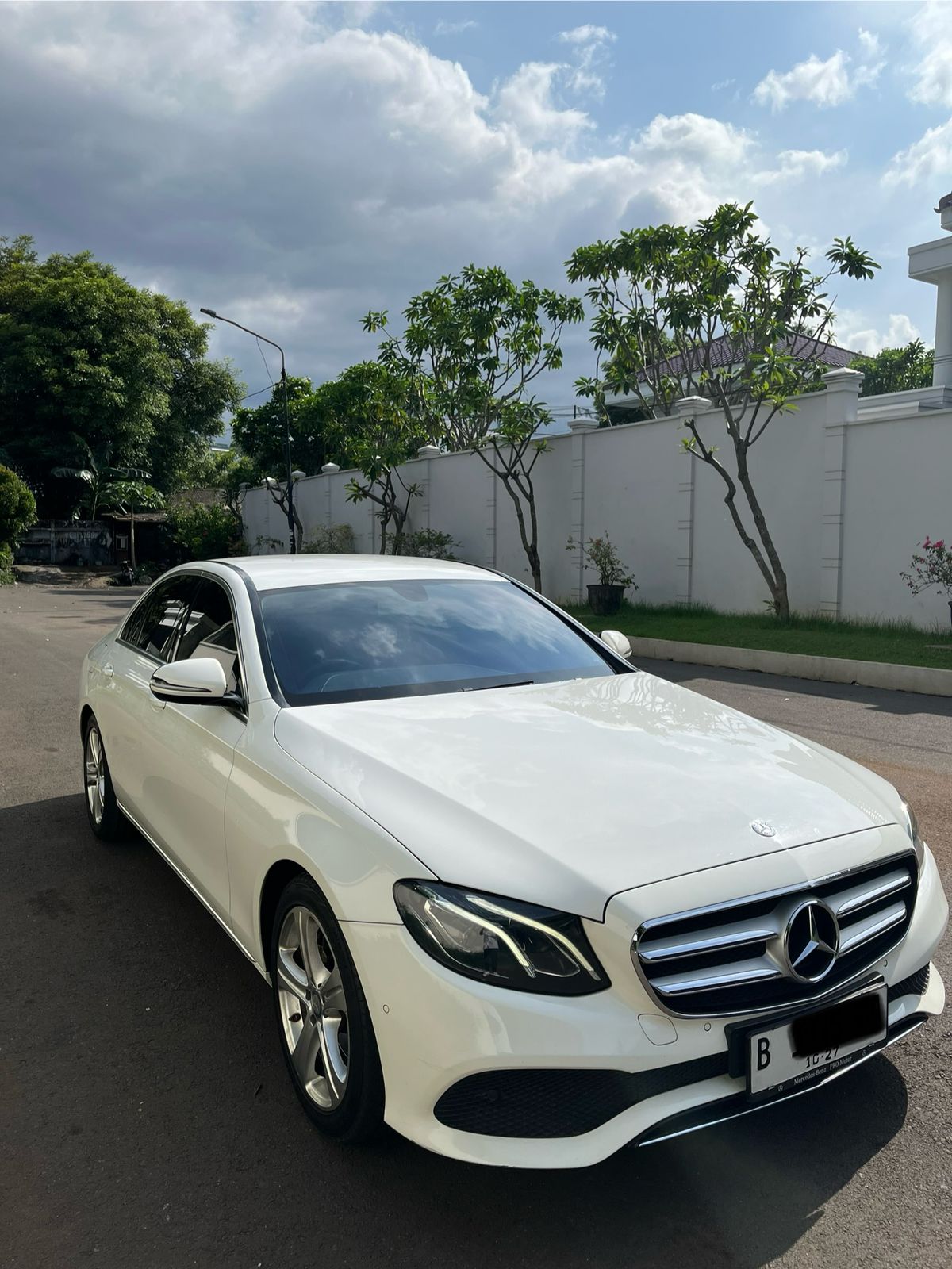 2017 Mercedes Benz E-Class  E 250 Avantgarde Line Bekas 2017 Mercedes Benz E-Class  E 250 Avantgarde Line Bekas