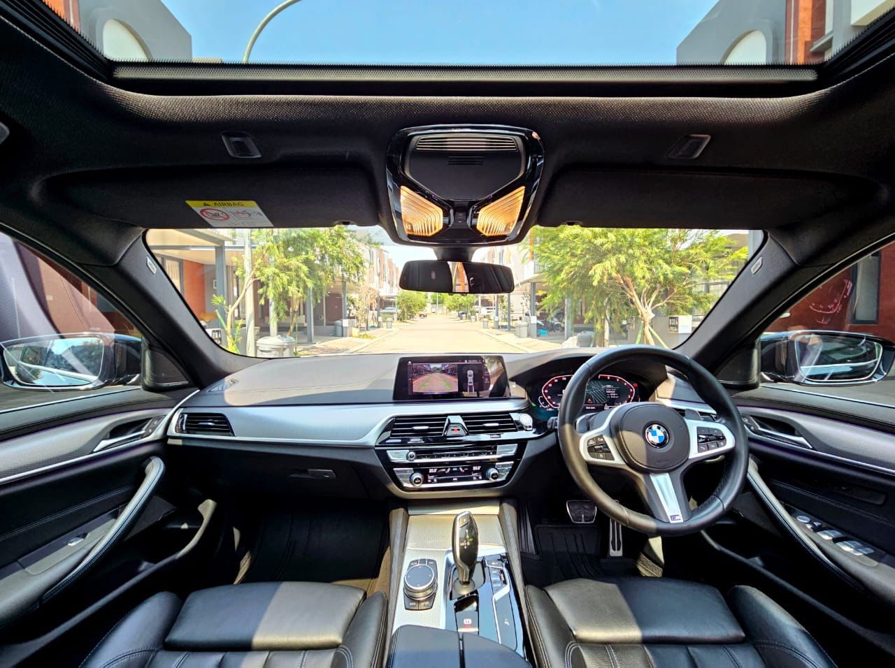 2019 BMW 5 Series Sedan  530i Luxury 2019 BMW 5 Series Sedan  530i Luxury