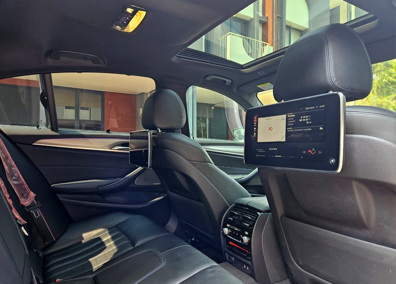 2019 BMW 5 Series Sedan  530i Luxury 2019 BMW 5 Series Sedan  530i Luxury