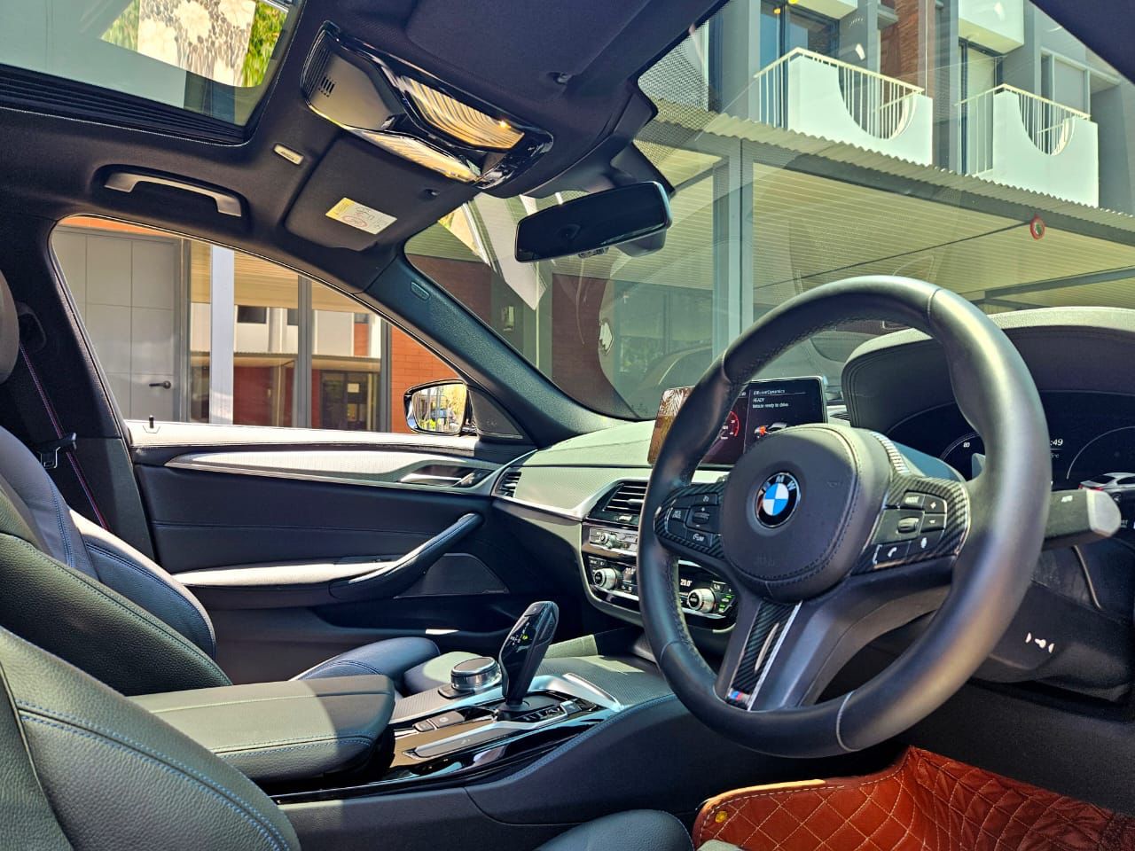 2019 BMW 5 Series Sedan  530i Luxury 2019 BMW 5 Series Sedan  530i Luxury