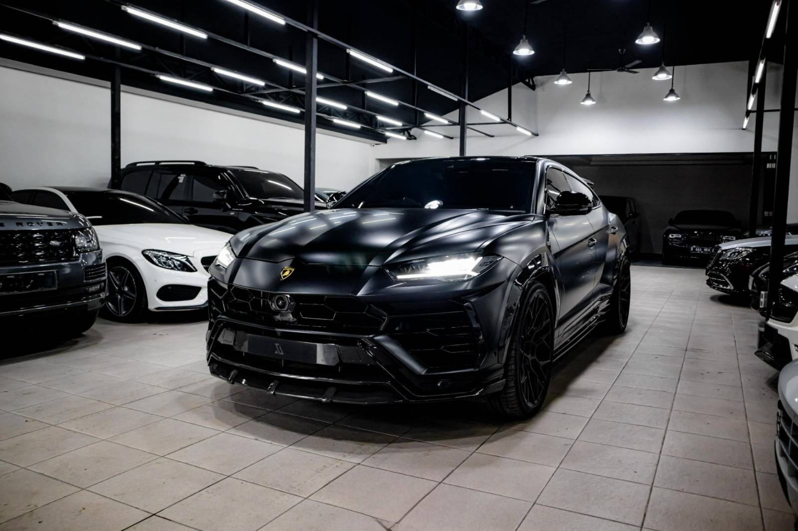 2021 Lamborghini Urus SE Bekas