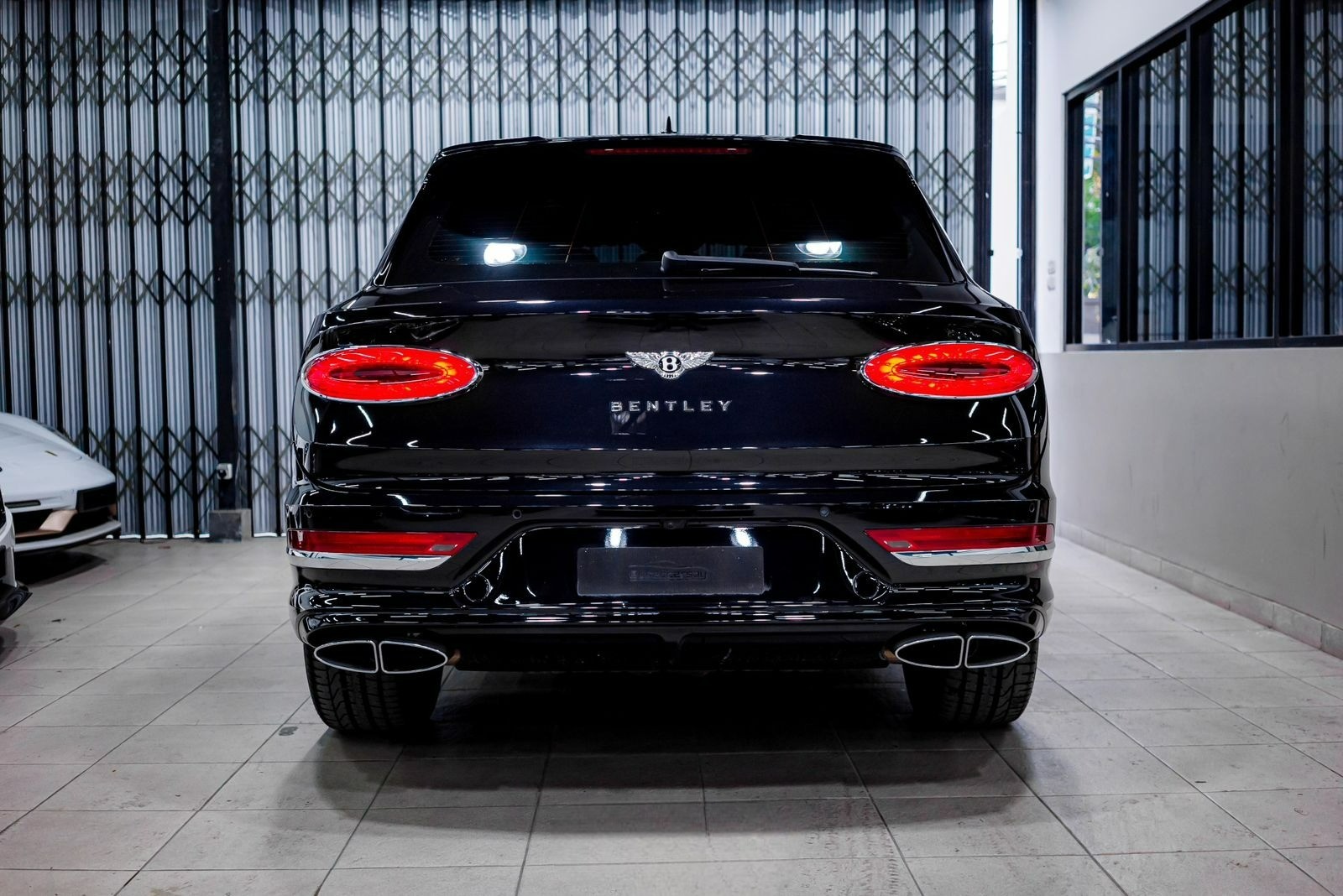 2021 Bentley Bentayga 4.0 L 2021 Bentley Bentayga 4.0 L