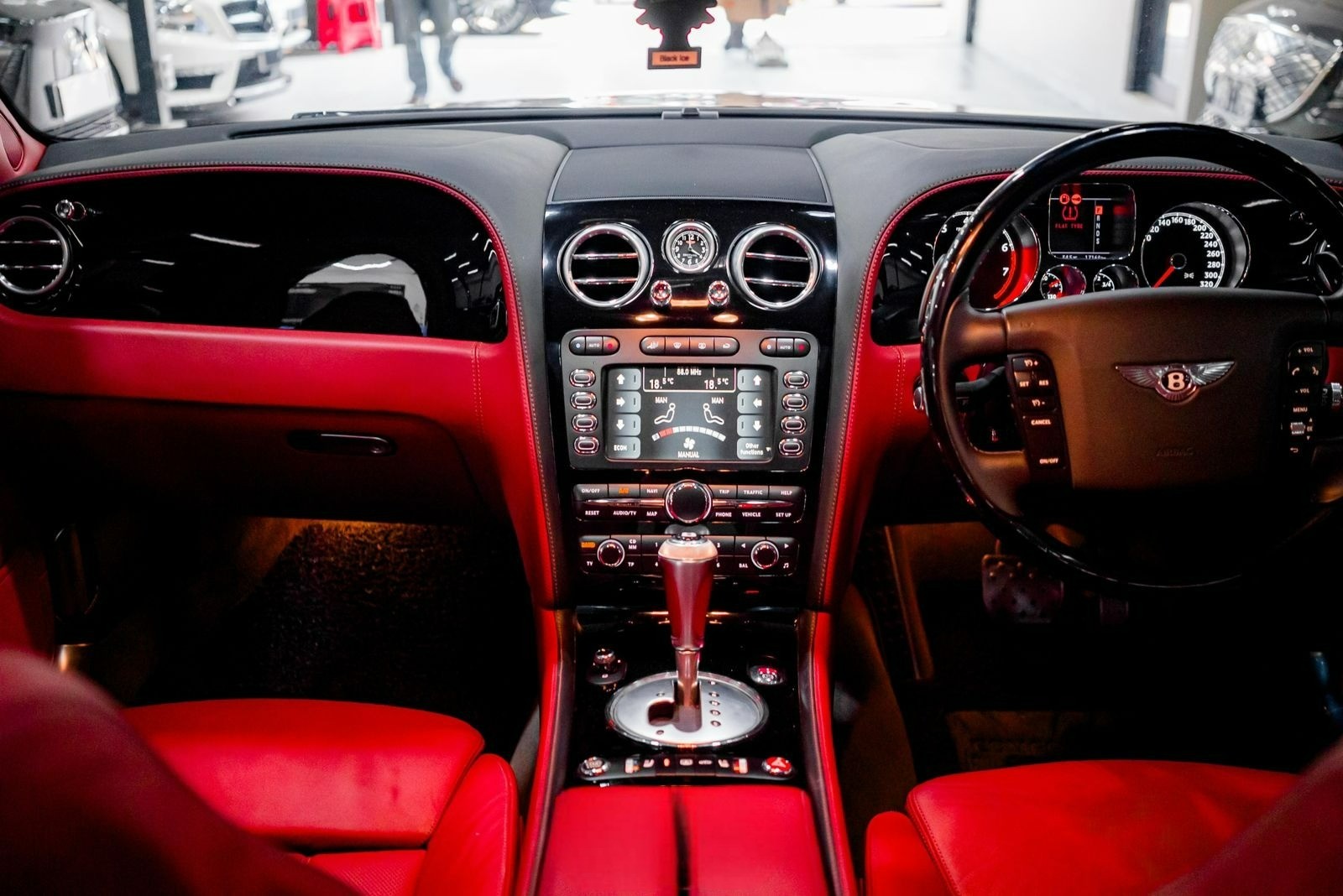 2011 Bentley Flying Spur 6.0 L W12 2011 Bentley Flying Spur 6.0 L W12