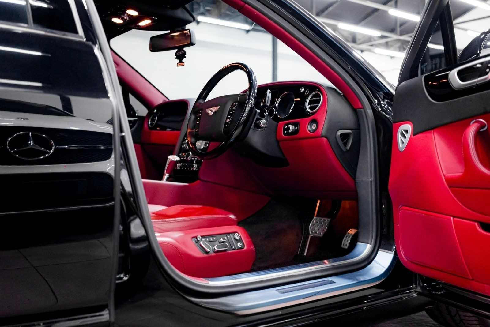 2011 Bentley Flying Spur 6.0 L W12 2011 Bentley Flying Spur 6.0 L W12