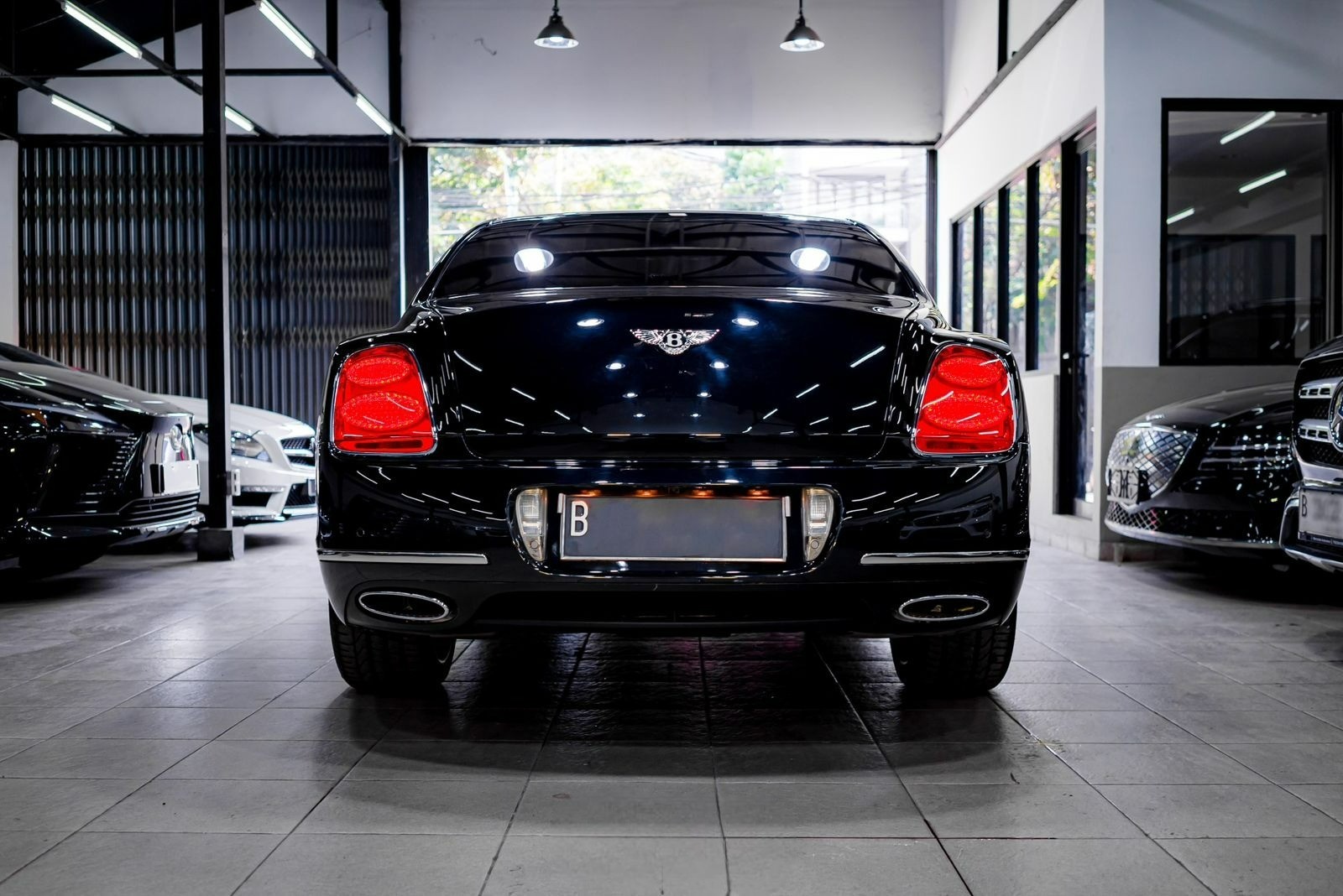 2011 Bentley Flying Spur 6.0 L W12 2011 Bentley Flying Spur 6.0 L W12