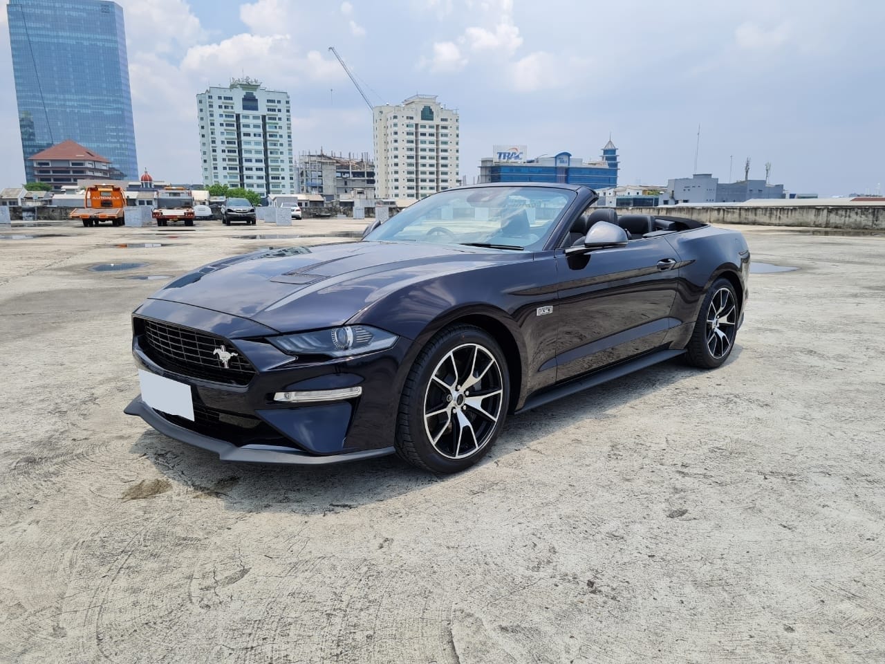 Second Hand 2022 Ford Mustang  2.3 ECOBOOST CONVERTIBLE MT Second Hand 2022 Ford Mustang  2.3 ECOBOOST CONVERTIBLE MT