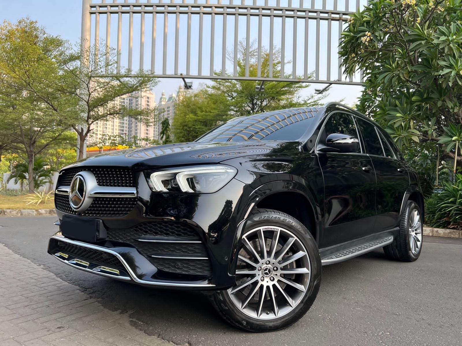 Second Hand 2020 Mercedes Benz GLE-Class 450 4MATIC AMG Line Second Hand 2020 Mercedes Benz GLE-Class 450 4MATIC AMG Line