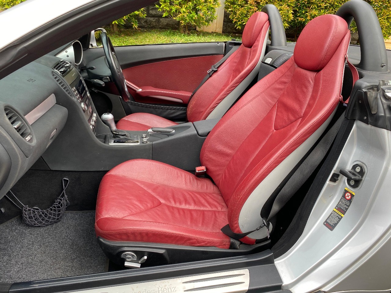 2004 Mercedes Benz SLK-Class SLK 200 1.8L CGI 2004 Mercedes Benz SLK-Class SLK 200 1.8L CGI