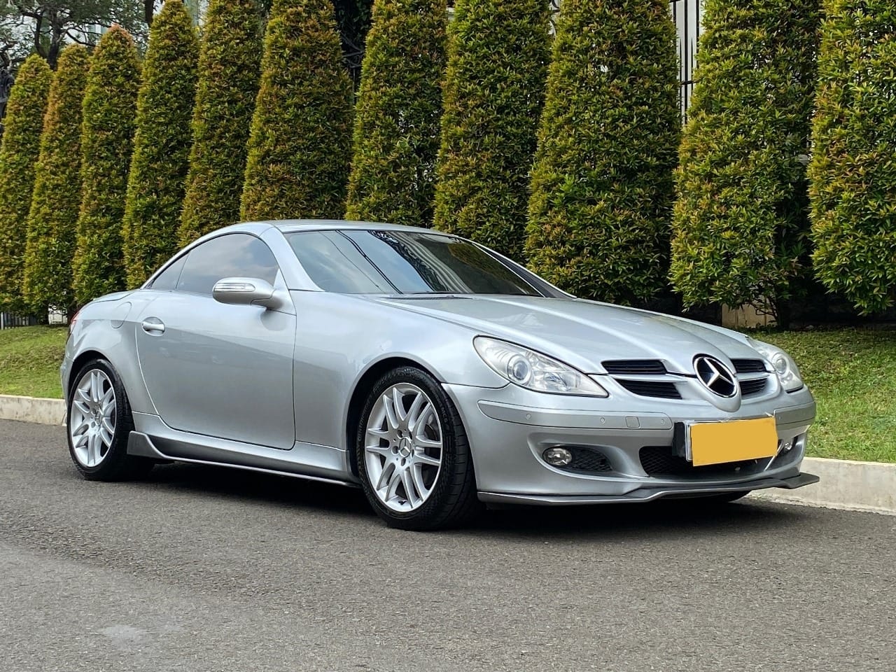 2004 Mercedes Benz SLK-Class SLK 200 1.8L CGI 2004 Mercedes Benz SLK-Class SLK 200 1.8L CGI
